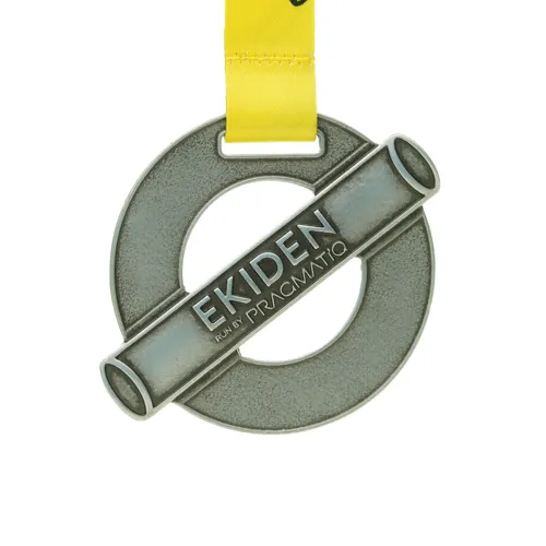 3D-Medaille nach Maß — dreidimensionale Form mit personalisierter Gravur